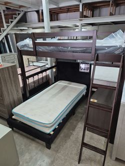 Loft bed 