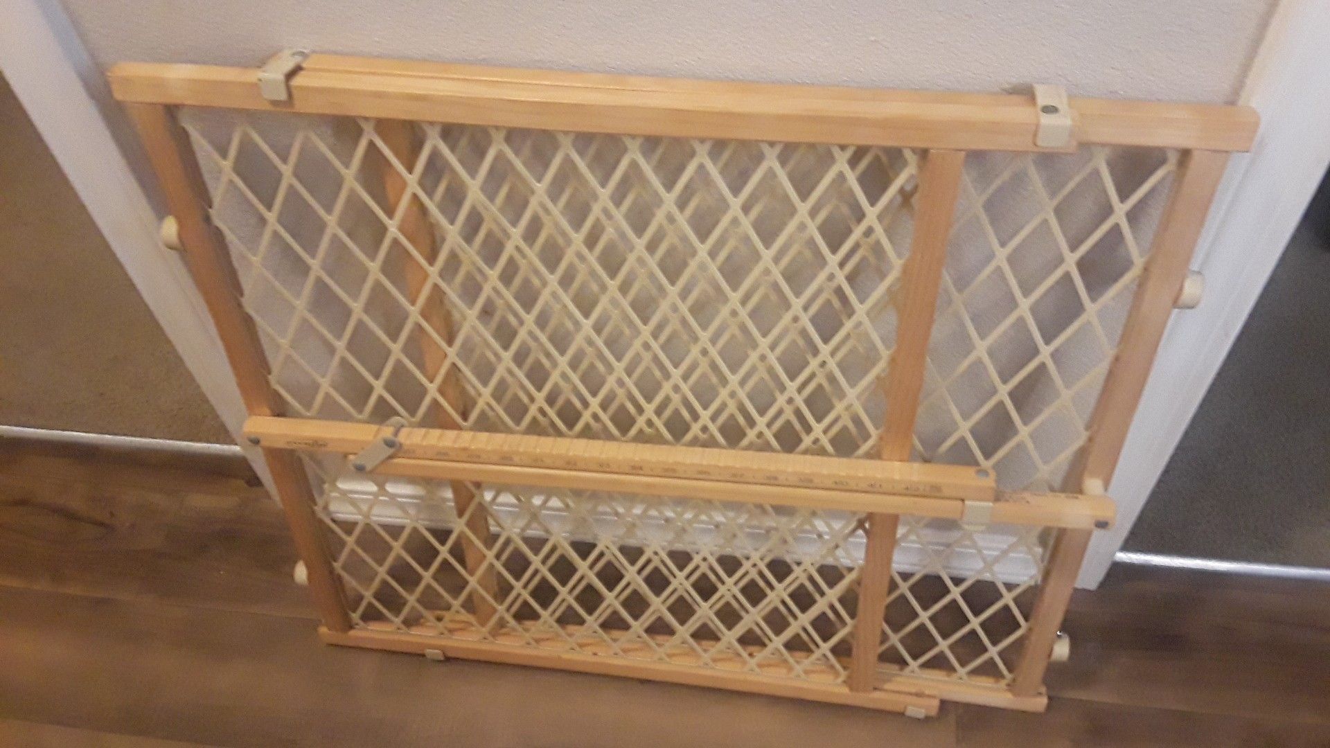 Baby gate