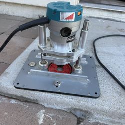 Makita Router With Rout-R-Lift Stand Model #02311 $250 For Both OBO