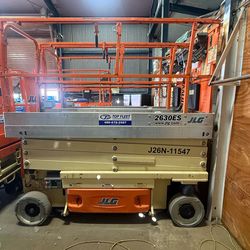26’ narrow scissor lift