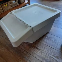 Stackable Dog Food Bin