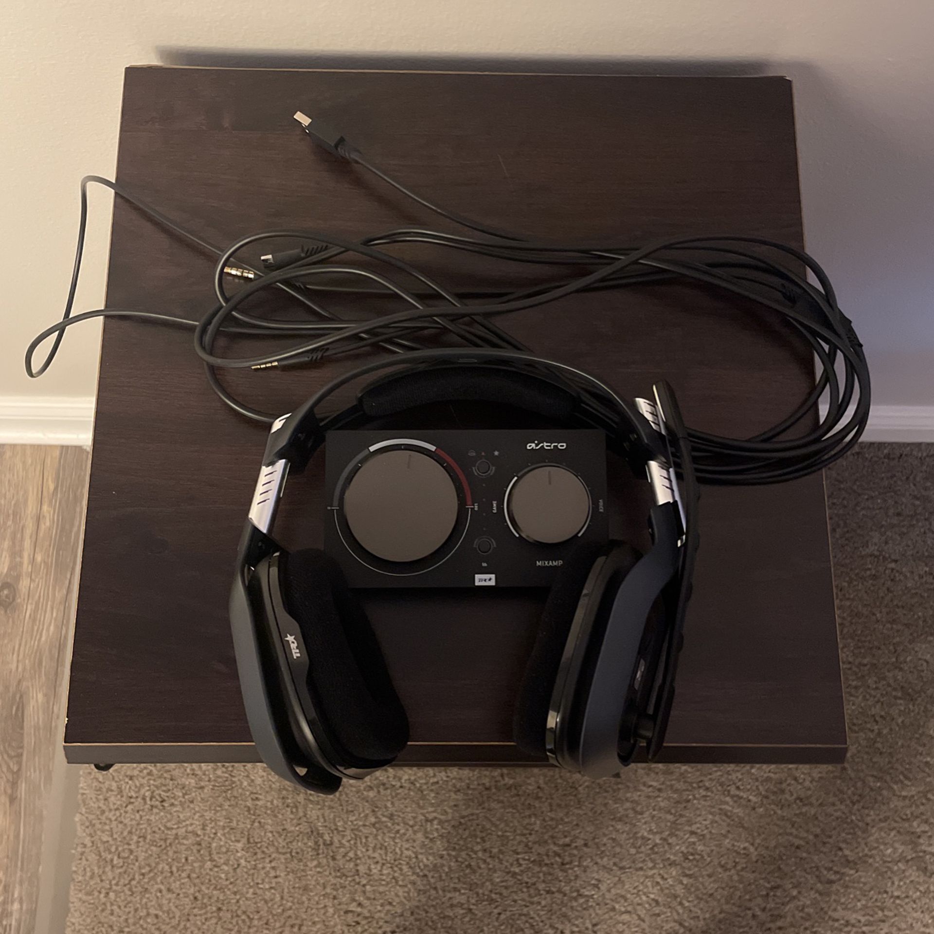 brand new astro a40tr pro headset and mixamp for xbox and pc!
