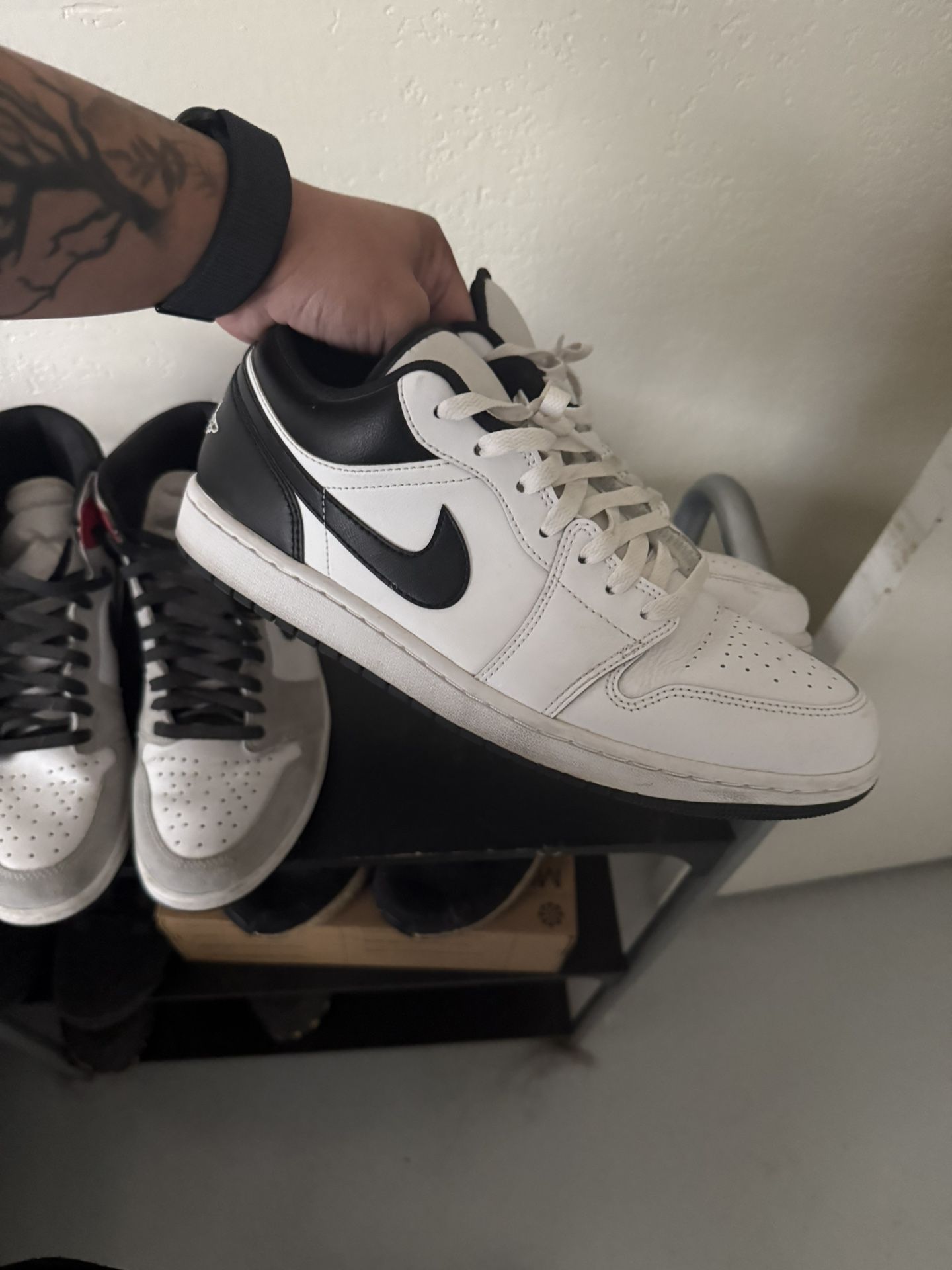 Jordan 1 Shoes and Vapor Max