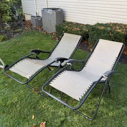 Gravity chairs foldable lounge chairs