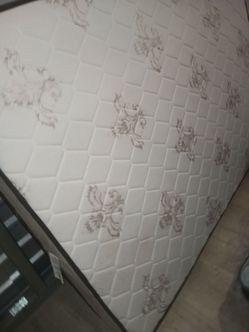 FULL SIZE MATTRESS