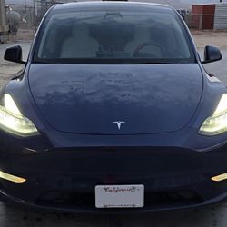 Tesla 2023 Model Y