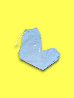 Nike club fleece standard issue classic style modern performance dri-fit sweatpants