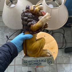 vintage lowenbrau lion 