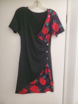 New Venus black red dress size m