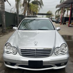 Mercedes Benz 