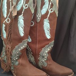 Cowgirl boots Dingo new Size 9