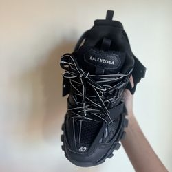 balenciaga tracks 