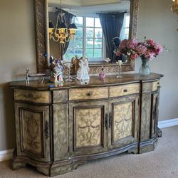 Stunning Hooker Seven Seas Buffet Credenza Sideboard Cabinet 