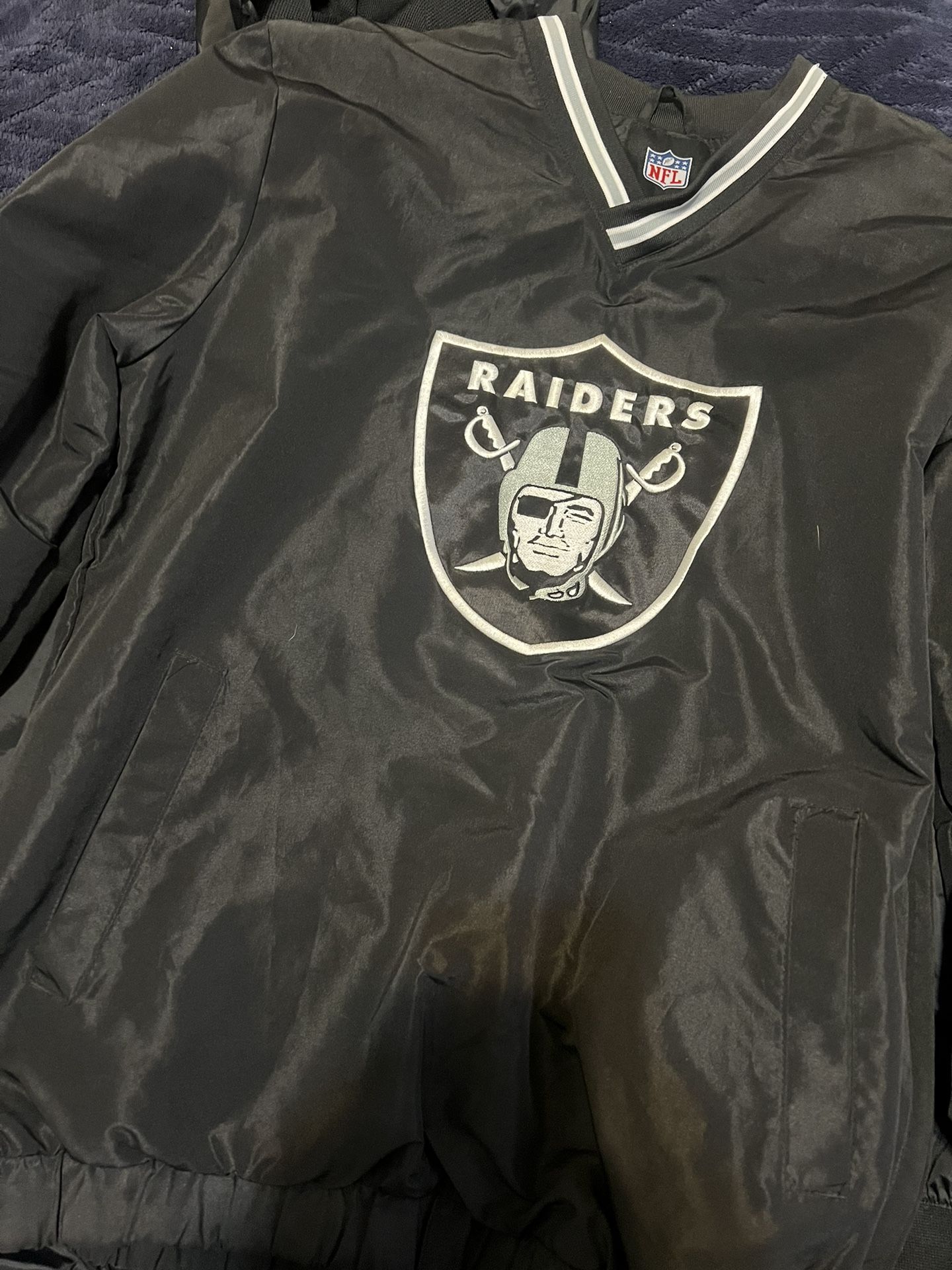 raiders windbreaker