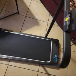 New Motorized Treadmill 20in widex45in tall