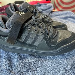 Bad Bunny Adidas Sz9.5