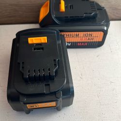 Dewalt 20v Lot Of 2 Batteries 