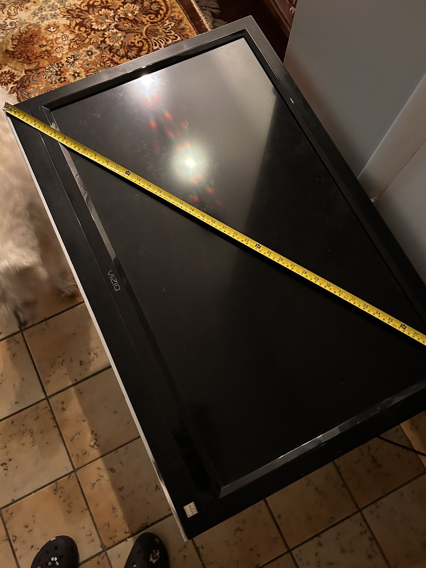 Vizio 37 Inch TV And Mount