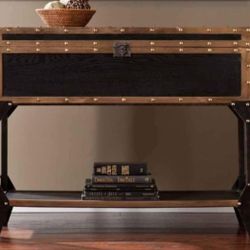 Drifton Trunk Table