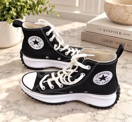 Converse Run Star Hike Platform High Top Sneakers Black/White/Gum Men’s 5.5 / Women’s 7