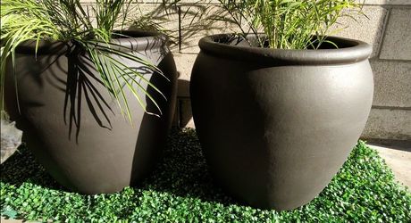 Terracotta 25 gallon planters 2 for $120 FREE DELIVERY IN SD