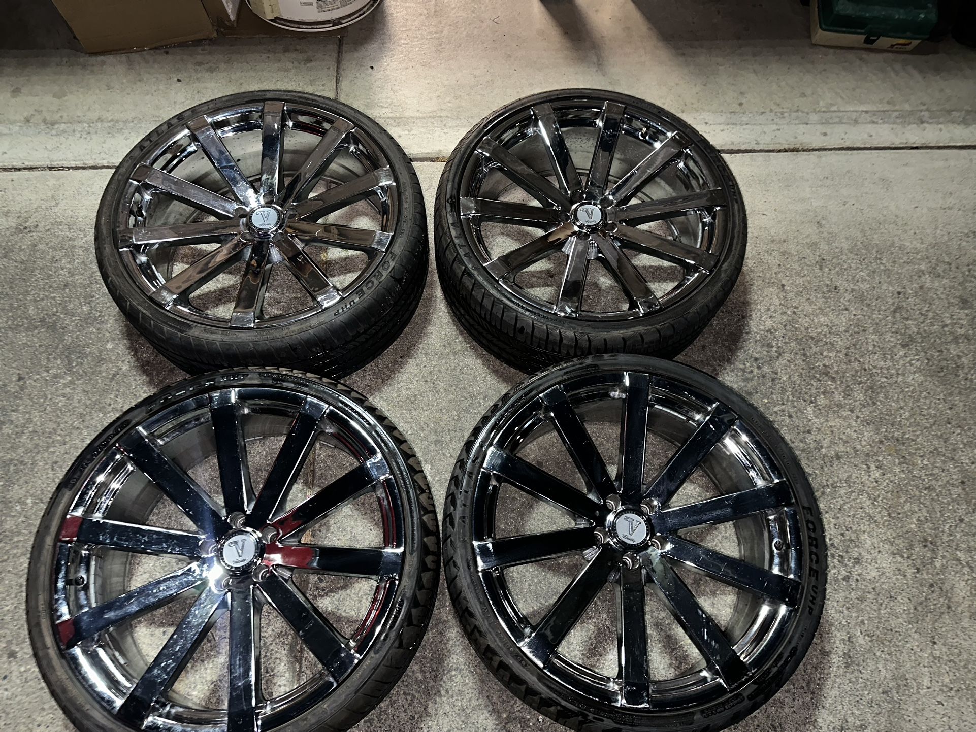 22’s With 98% Thread Life Tires