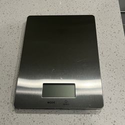 Electronic Kitchen Scale (like new)