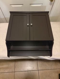 Bathroom cabinet