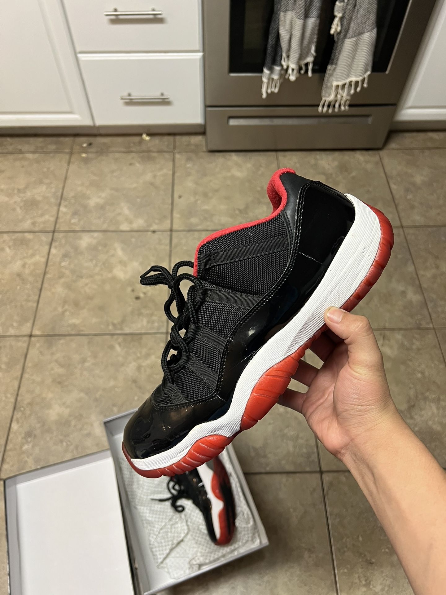 Jordan 11 Low Bred Size 13 Men
