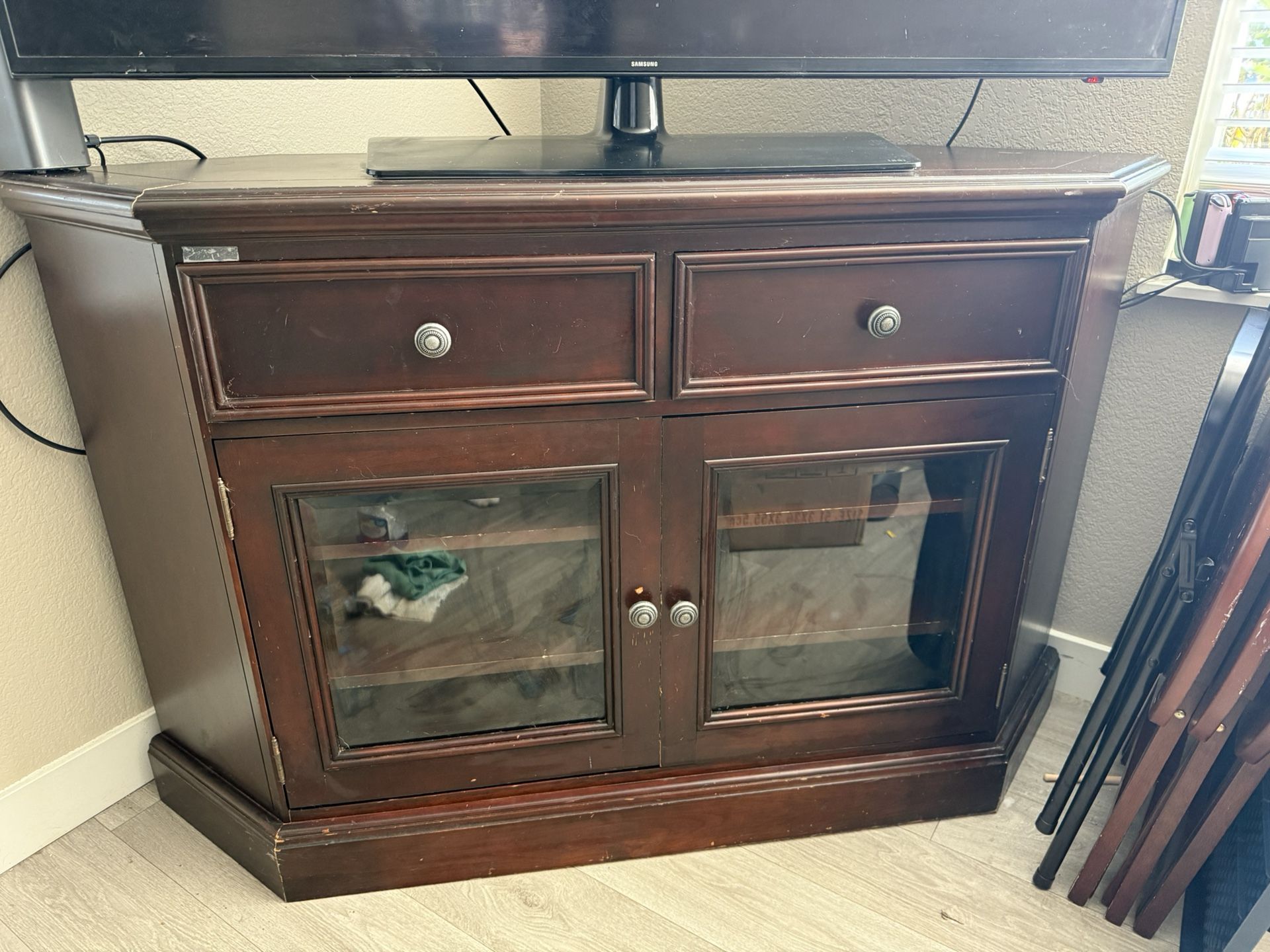 Tv Stand 