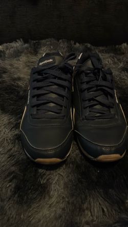 Reebok size 6