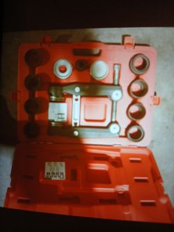 Heavy duty ball joint press