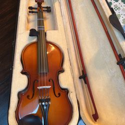 1/2 Size Violin Barely Used Cecilia