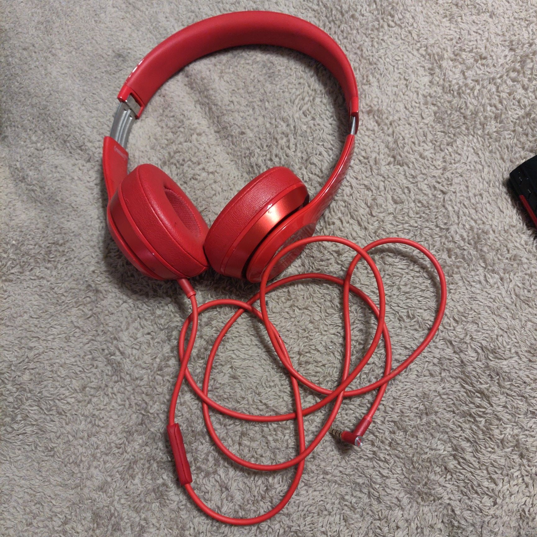 Beats solo 2 wired