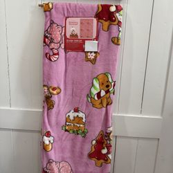 Strawberry Shortcake Christmas Throw 