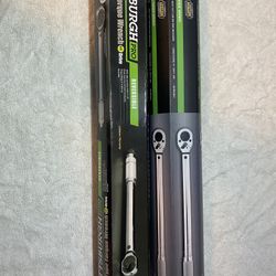 1/2 And 3/8 PITTSBURGH Click Torque Wrench