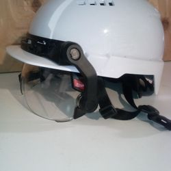Like New Milwaukee Bolt 2 Hard Hat With Visor Not A Scratch On It Besides Six And A Half To Eight And A Half