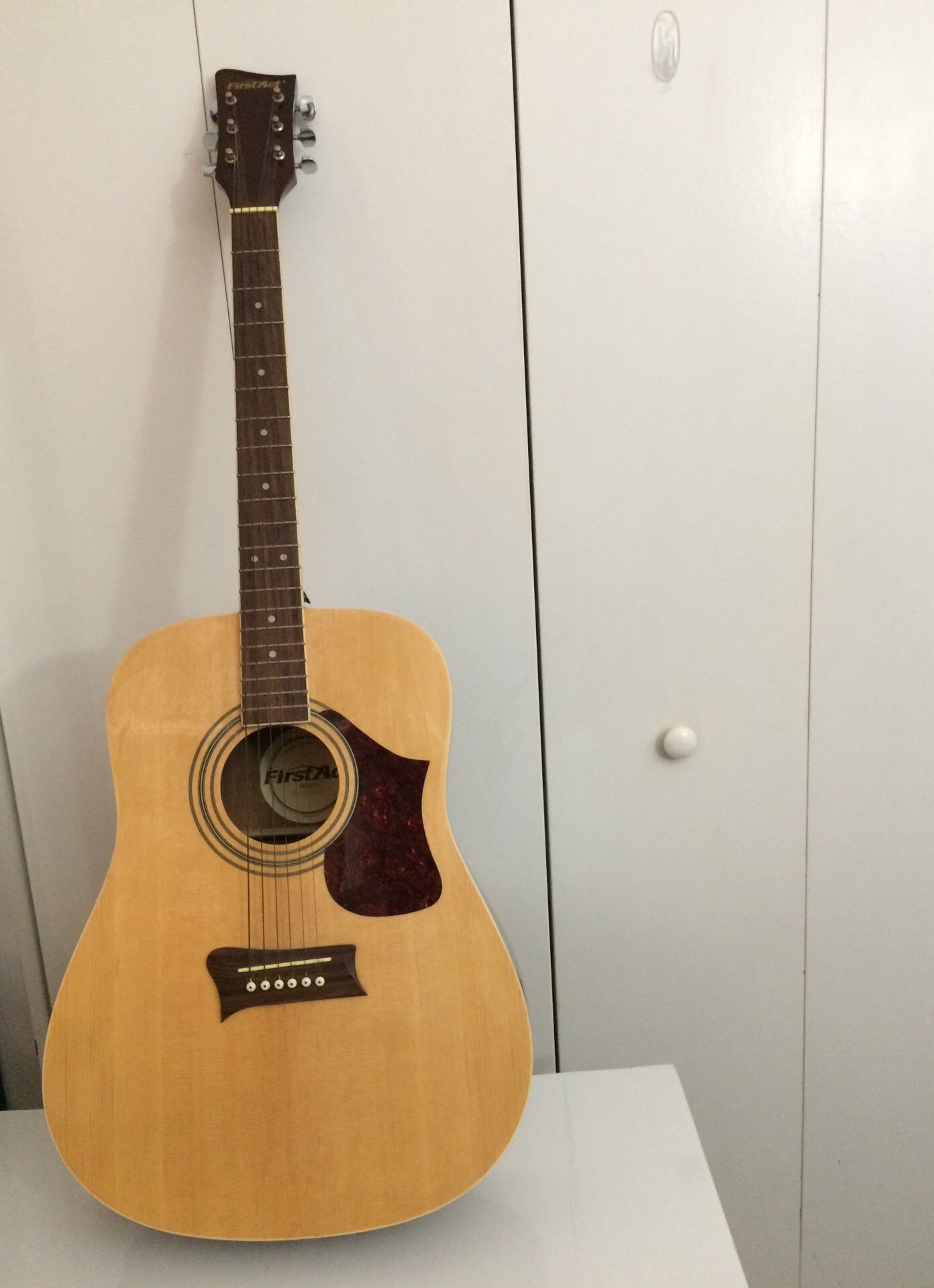 First Act MG412 Deluxe Acoustic Guitar for Sale in Los Angeles CA OfferUp