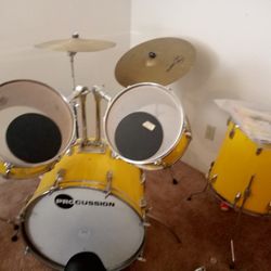Full Size Drum Set