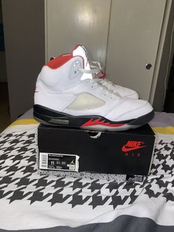 Air Jordan 5 Retro