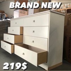 Brand new white 8 drawer dresser 