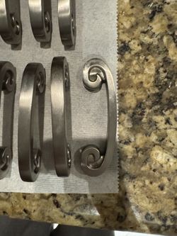 17 Handles