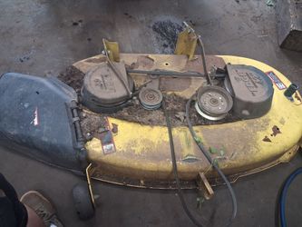 John Deere 42 inch deck from D105