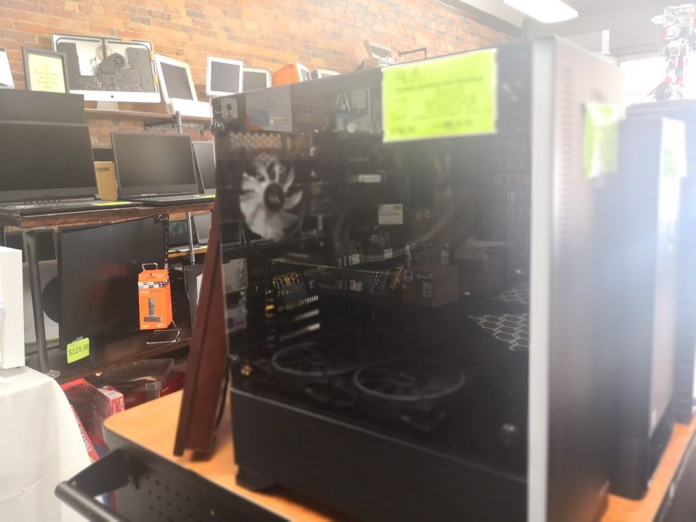 Custom Gaming Intel Desktop
Intel Core i5-9400F
2.90GHz Six-Cores
intel
16GB RAM-512GB SSD +1TB HDD
NVIDIA GeForce GTX 1060-6GB
HDMI DisplayPort