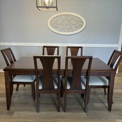 Wood Dining Table And 6 Chairs 