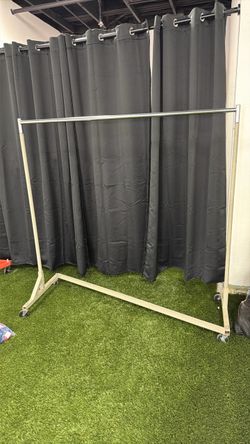 Clothes z rack