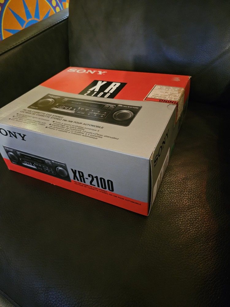 Sony XR-2100 Cassette Car Stereo