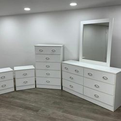 Dresser With Mirror Chest And Two Nightstand // Cómoda Con Espejo Gavetero Y Dos Mesitas De Noche 