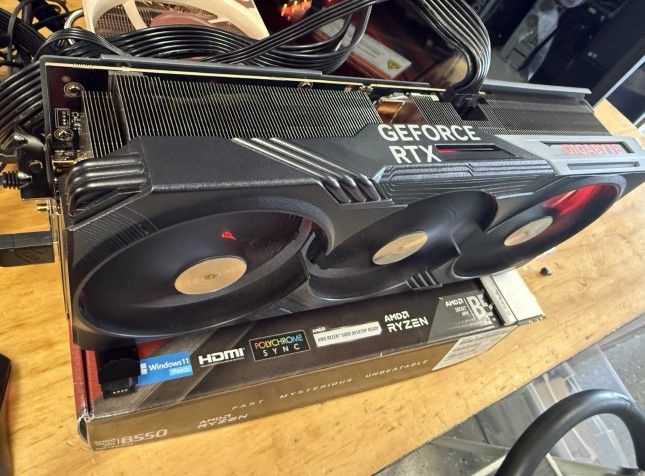 GIGABYTE GeForce Rtx 4090 Gaming Oc 24Gb GDDR6X Graphic Card