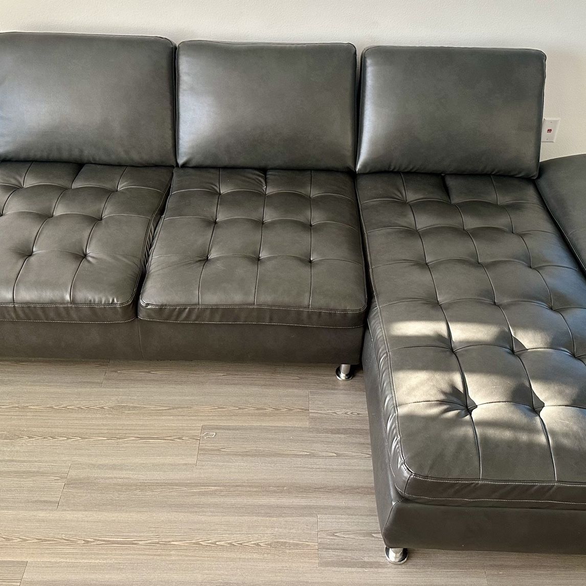 Modern Grey Leather Sectional: Sleek Comfort for Your Living Space